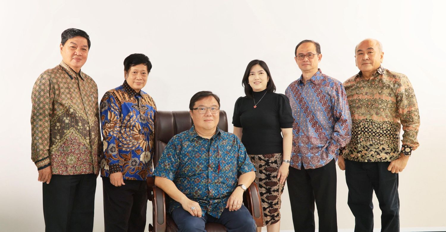 About Us Image